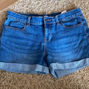 Old navy size 8 blue Jean shorts